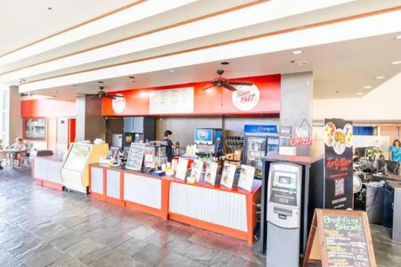 別荘 Newly Remodeled Upscale Design Central Waikiki ホノルル 米国