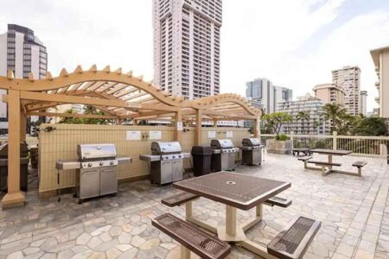 別荘 Newly Remodeled Upscale Design Central Waikiki ホノルル 米国