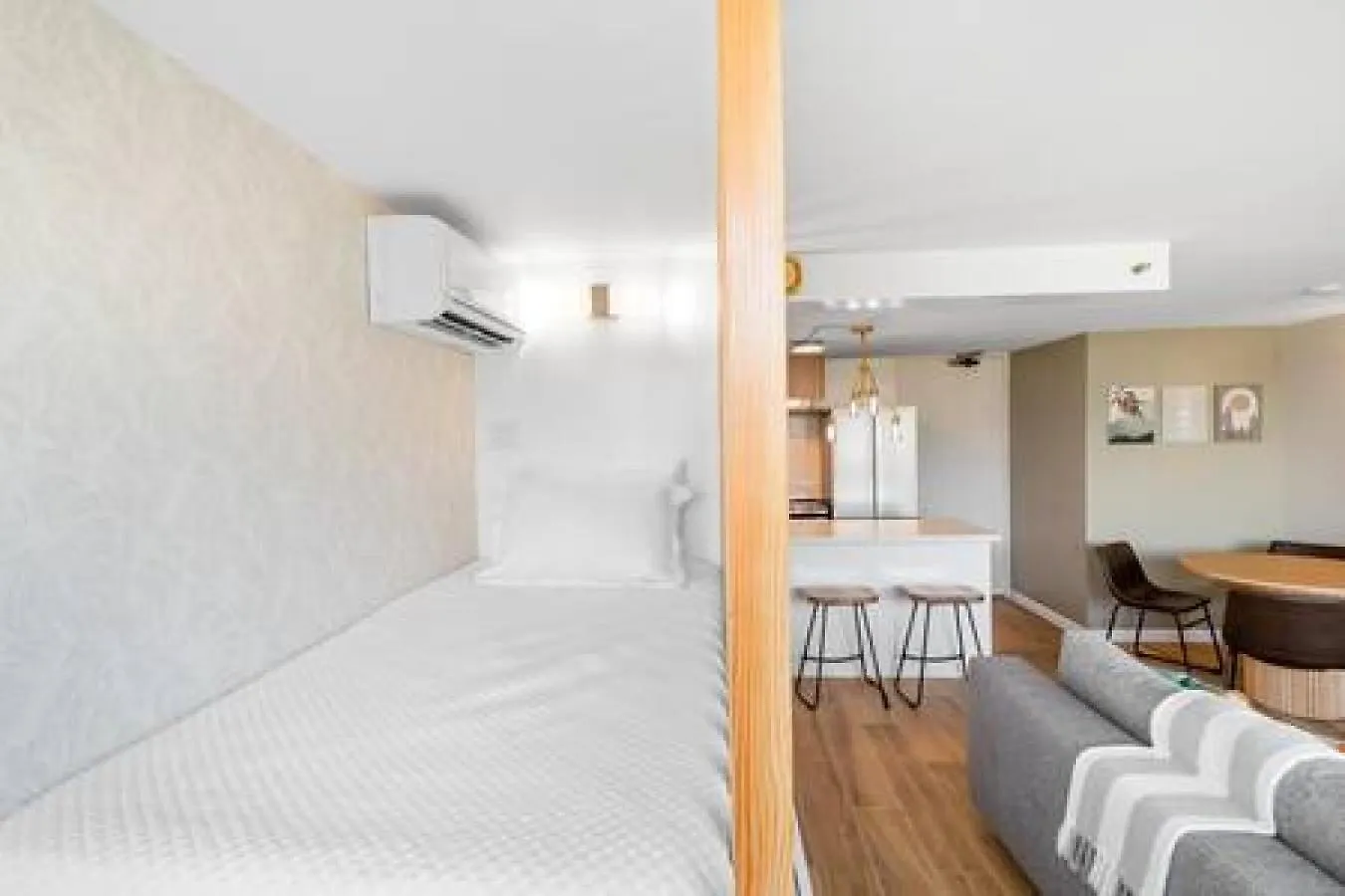 Newly Remodeled Upscale Design Central Waikiki ホノルル 別荘